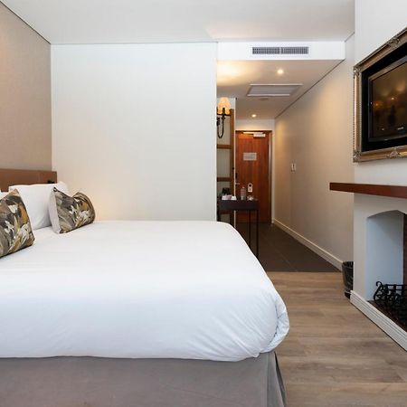Anew Hotel Hilton Pietermaritzburg Exterior foto